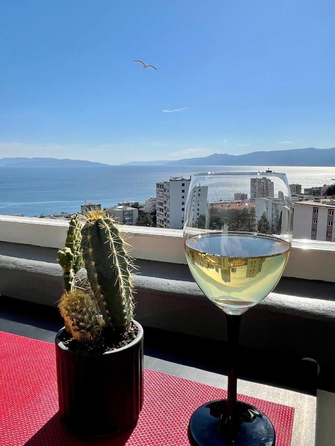 Appartement Adria Sky à Rijeka Extérieur photo